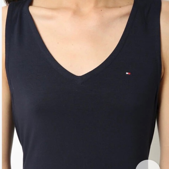 TOMMY HILFIGER
Sleeveless A-line Dress with Back Tie-Up - Picture 3 of 4